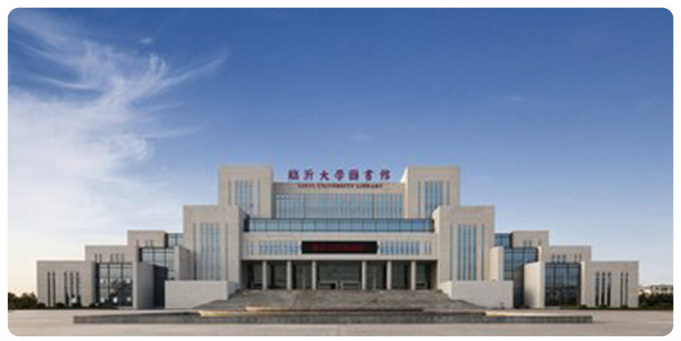 臨沂某大學(xué)圖書館樁基礎(chǔ)加固，樁端存在溶洞，承載力嚴重不足，采取樁內(nèi)鋼管樁加固處理。(2008年)